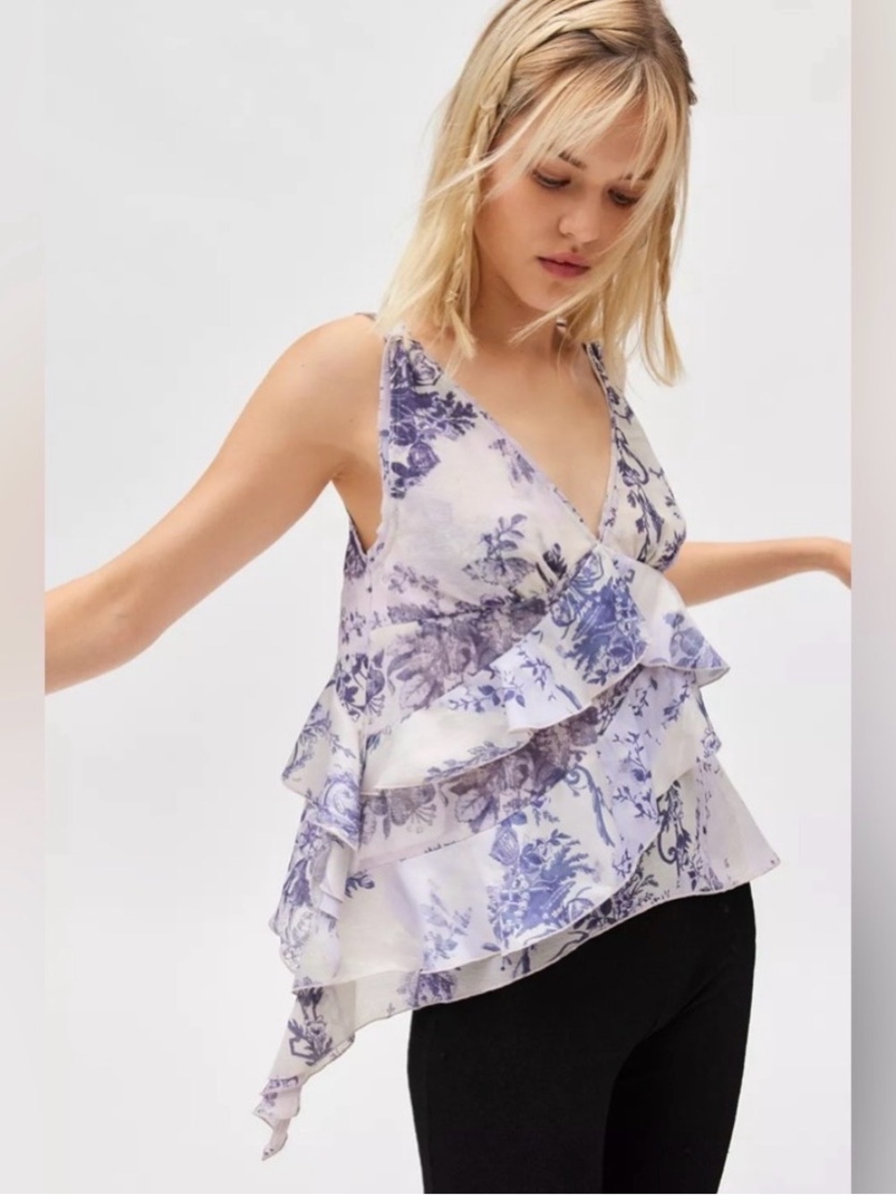 E’Cote Urban Outfitters Debbie Top Asymmetrical Floral Tiered Blue NWT Size M